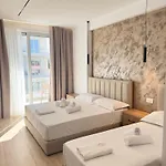 Hotel Moonlight