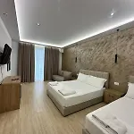 Moonlight Hotel Vlorë