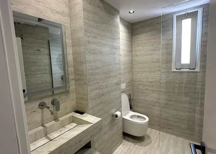 Moonlight 酒店 Vlorë