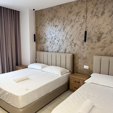 Hotel Moonlight