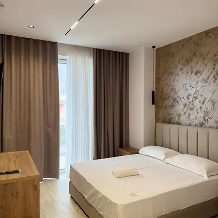 Moonlight Hotel Vlore